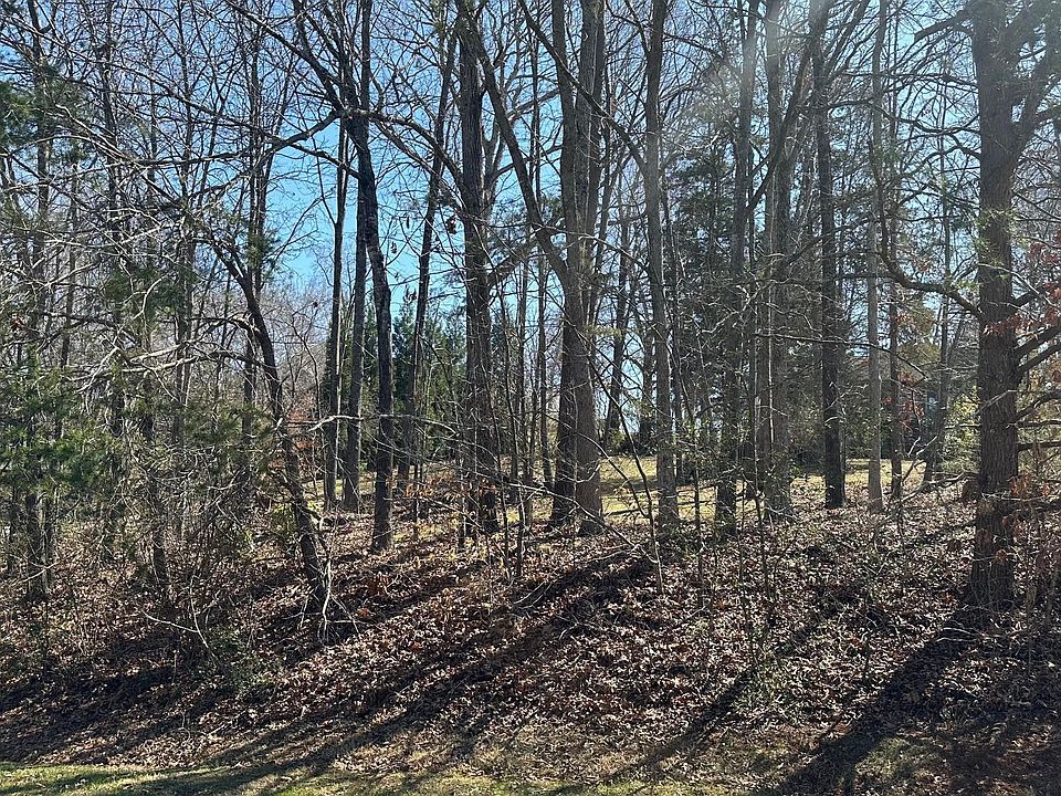 2nd image of 129 Timberlake Dr