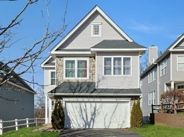 118 Benefield Boulevard, Peekskill, NY 10566