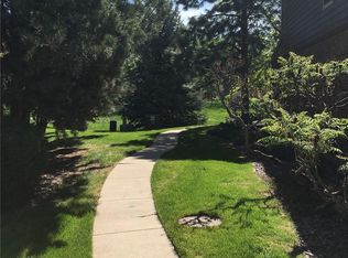 11530 W 70th Pl UNIT B, Arvada, CO 80004