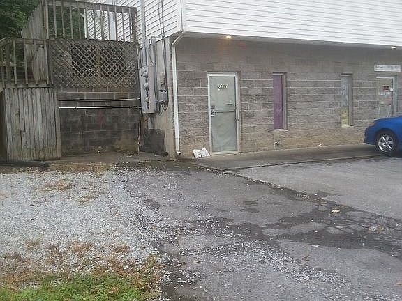 3rd image of 2582 Elizabethton Hwy