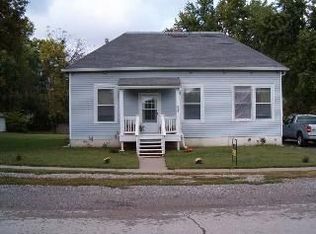 106 Washington St, Buckner, MO 64016