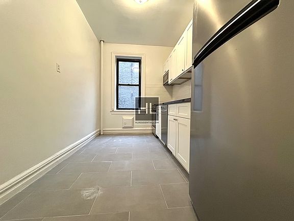 4th image of 8014 18th Ave #B2