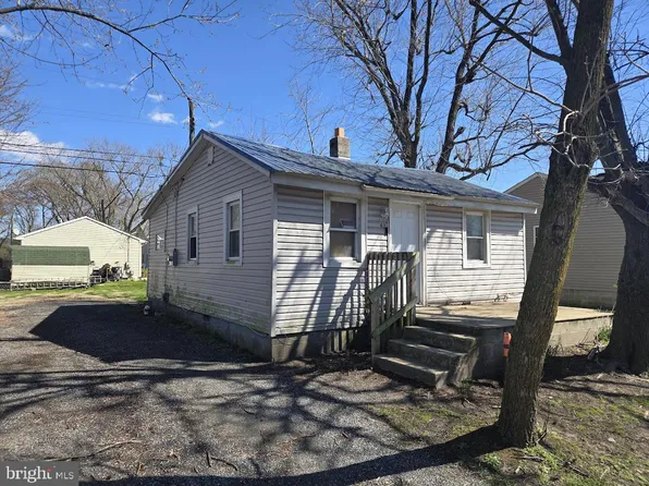 60 E Railroad Ave, Selbyville, DE 19975