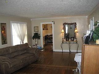 3rd image of 4540 Pensacola Blvd