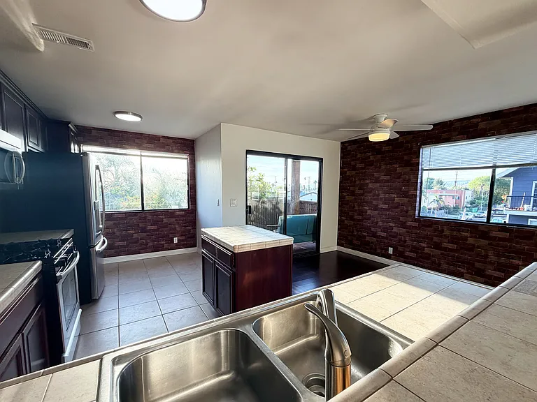 7305 Milwood Ave #5 — Photo 16