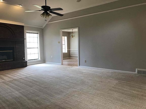 4th image of 311 Black Wolf Dr