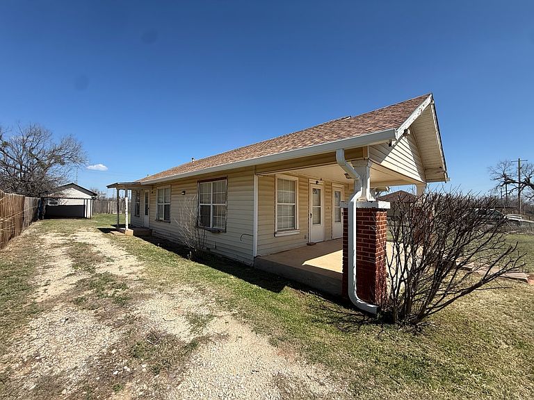 Listing photo 3
