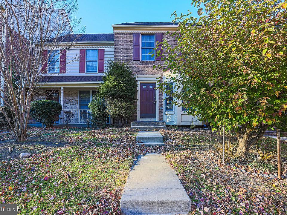 1st image of 8 Greenshire Ln