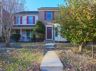 8 Greenshire Ln, Owings Mills, MD 21117