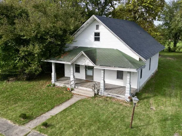 611 Pine St, Callao, MO 63534
