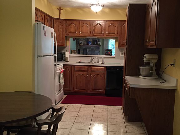 4th image of 9986 Blossom Ln