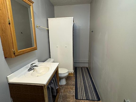 5th image of 22675 Quamba St