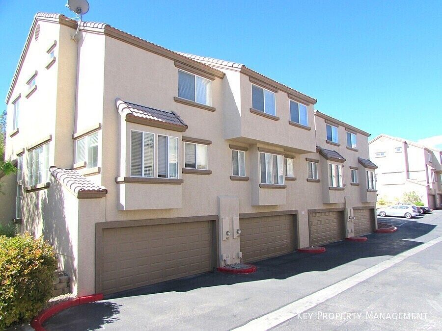 1st image of 8404 Tiger Woods Ave
