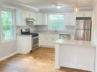 344 Neponset St APT 8, Canton, MA 02021