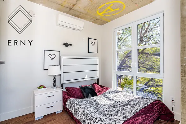 Rented by Pinn Realty | media 32