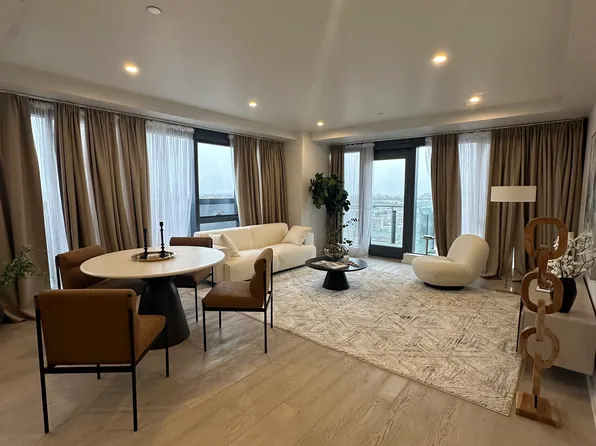 2286 Cropsey Avenue image 2 of 13