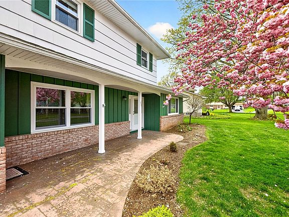 5th image of 237 Pine Valley Dr
