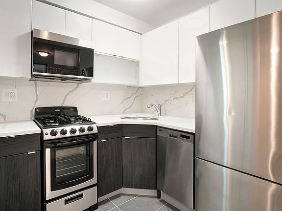 5th image of 530 2nd Ave #2CD
