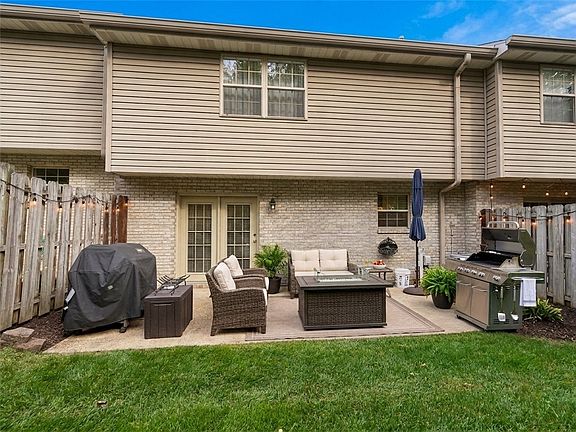 2nd image of 511 Parkview Dr