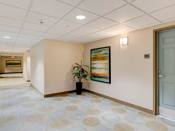 2nd image of 3020 NE 32ND Avenue #606
