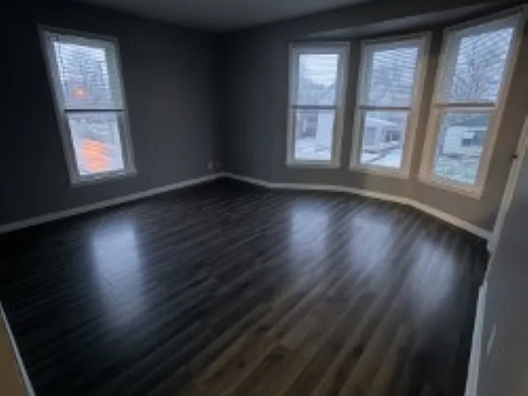839 N Main St #841.5 — Photo 2