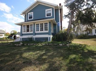 515 6th Ave, Marion, IA 52302
