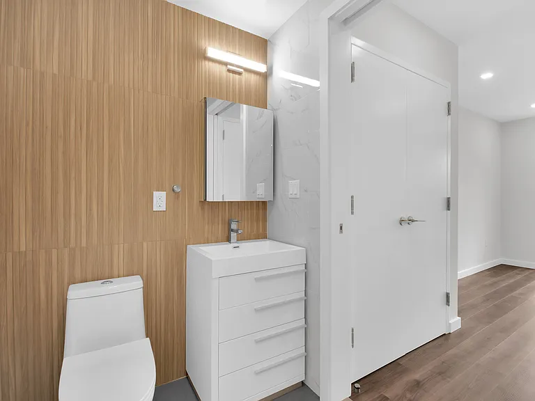 563 W 170th St #3D — Photo 11