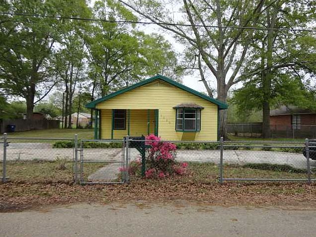 1st image of 1326 New Orleans St