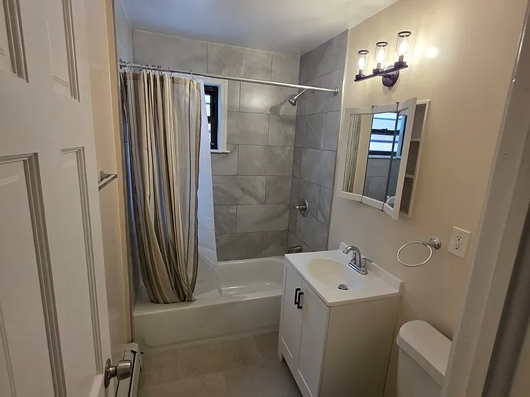 485 Fayette St #6 — Photo 11