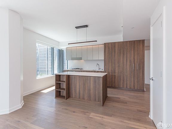 4th image of 280 Spear St #14C