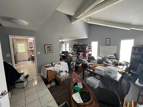 2nd image of 1424 Royalty Dr