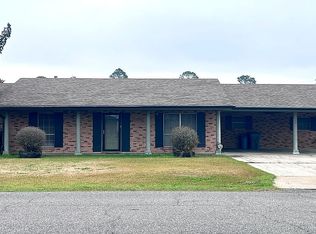 113 Eagle Dr, Raceland, LA 70394