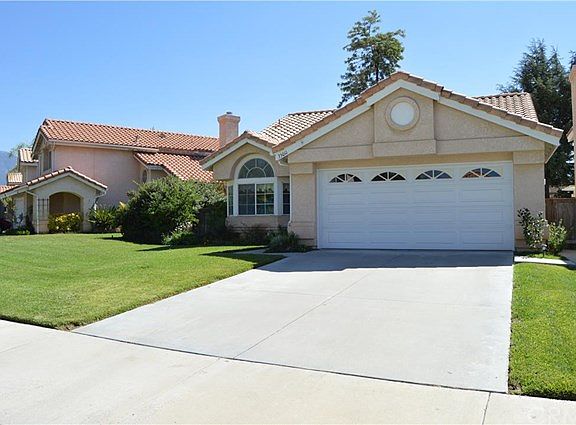 3rd image of 35011 Willow Springs Dr