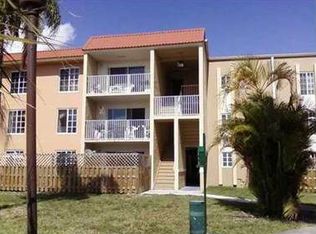 5221 Geneva Way APT 108, Doral, FL 33166