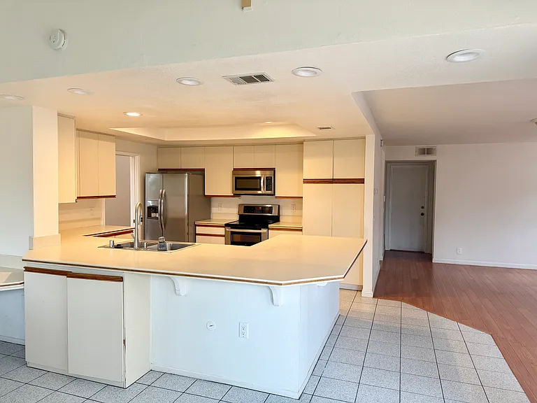 15981 Lofty Trail Dr — Photo 6