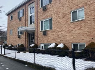 95 Grant St APT 9, Waltham, MA 02451