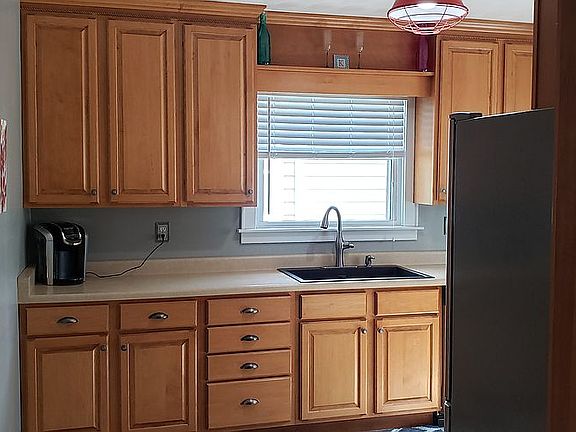 5th image of 424 N Bauman Ave