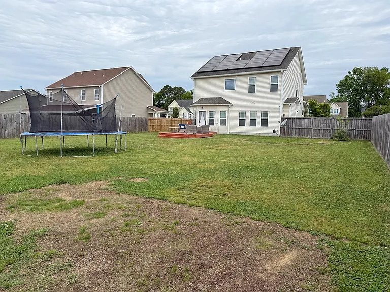 124 Landover Dr — Photo 39