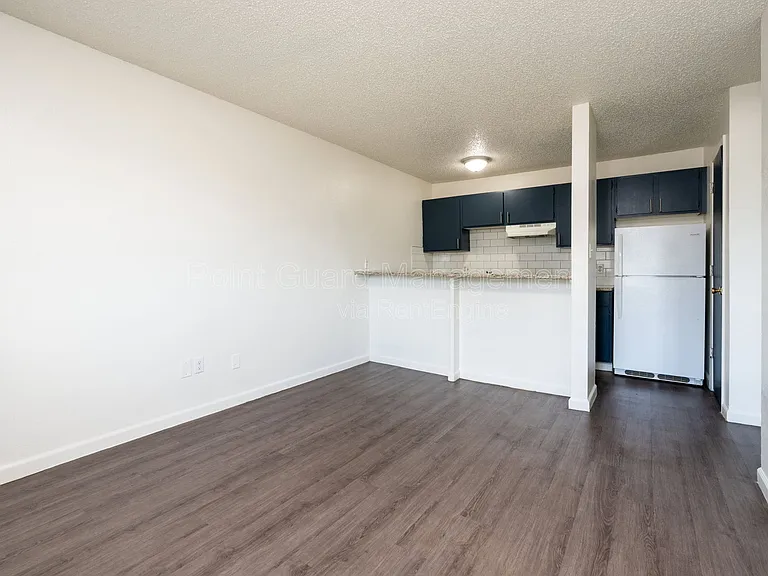 1226 S Longfellow St — Photo 11