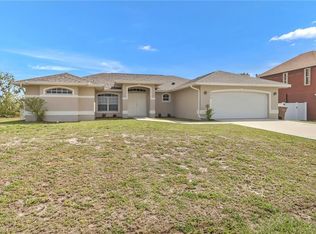 420 NE 15th Ter, Cape Coral, FL 33909