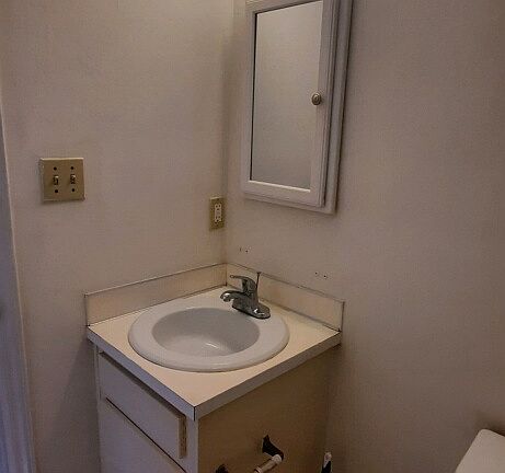 2nd image of 301 Ebenezer Ave #C