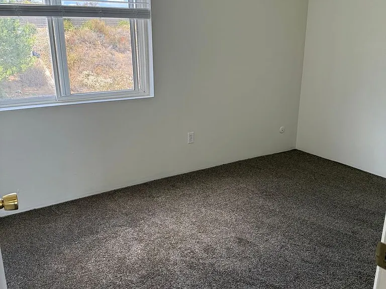 Oakdale Ave 1520 - 4 units — Photo 14