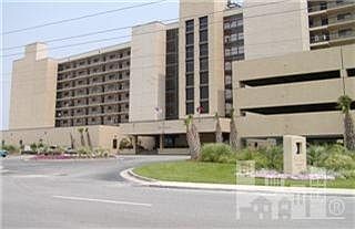 1st image of 2700 N Lumina #819