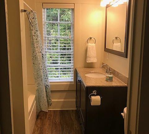 5th image of 538 Prospect Ave #6