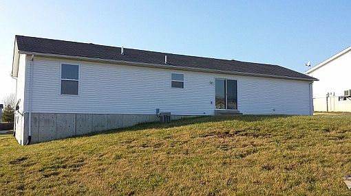 1st image of 20 Saxony Dr