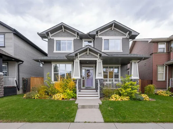 160 E Prestwick Mnr SE, Calgary, AB T2Z 4Y7