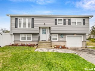 3 Cardinal Lane, Naugatuck, CT 06770