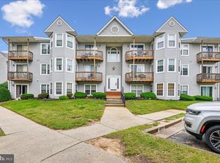 Chesterfield Mews Condo, Pasadena, MD 21122