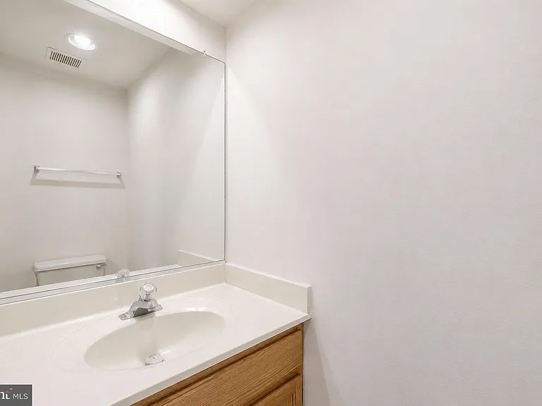 31 Steeple Ct — Photo 18