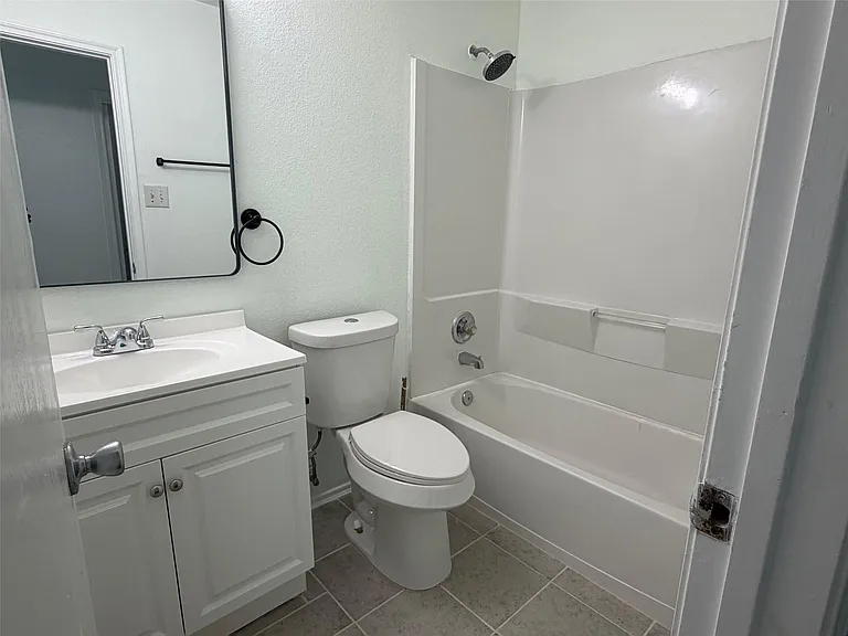 2610 Skyview Shadows Ct — Photo 16